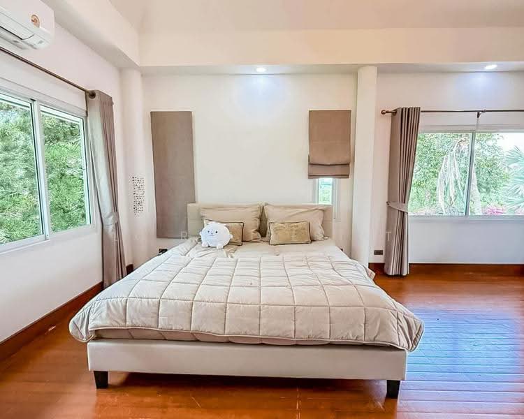 5 Bedroom Pool Villa for Rent Huai Yai Pattaya, chon-buri, Bang Lamung, Bang Lamung (Pattaya), Chon Buri (Pattaya), 5 Bedrooms, 350 sqm, Single Detached House For Rent, by PLC REAL ESTATE, 500592796 - DDproperty.com