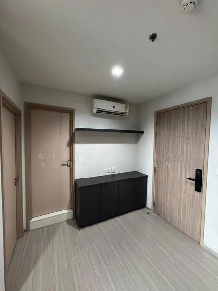 Life Sathorn Sierra, bangkok, Ratchaphruek Rd, Talat Plu, Thon Buri, Bangkok, 1 Bedroom, 32 sqm, Condo For Rent, by Atitayaporn Robwongjan, 500592807 - DDproperty.com