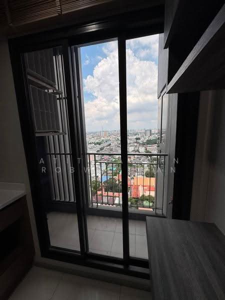 Life Sathorn Sierra : ไลฟ์ สาทร เซียร์รา, กรุงเทพ, ถนนราชพฤกษ์, ตลาดพลู, ธนบุรี, กรุงเทพ, 32 ตร.ม., คอนโด ให้เช่า, โดย Atitayaporn Robwongjan, 500592809 - DDproperty.com