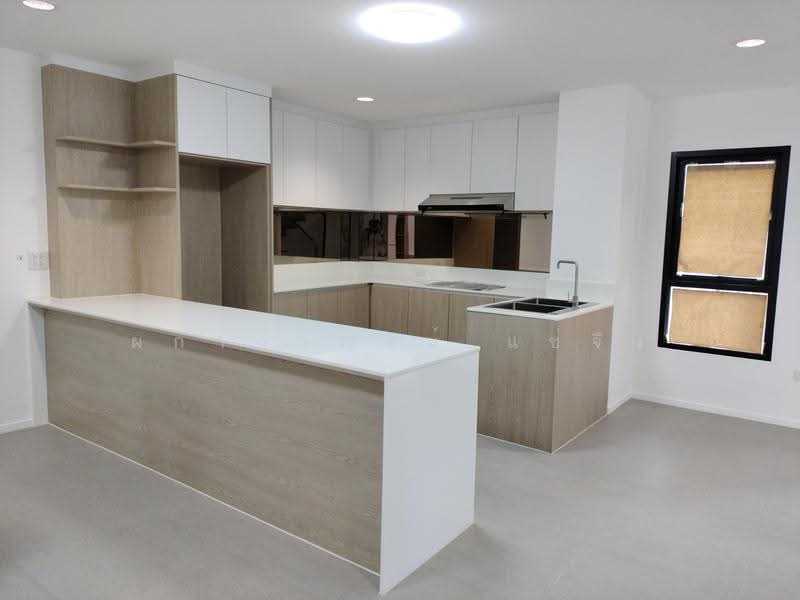 Home office 4 ชั้น @ ปรีดี 14, Bangkok, สุขุมวิท 71 (ปรีดีฯ 14), Phra Kanong Nua, Watthana, Bangkok, , 400 sqm, Shophouse For Sale, by Phakakarn Sae-chung, 500592844 - DDproperty.com