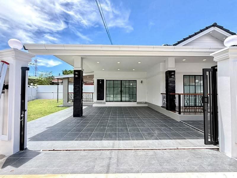 Modern 3 Bedroom House for Sale Rong Po North Pattaya, chon-buri, Nong Pru, Bang Lamung (Pattaya), Chon Buri (Pattaya), 3 Bedrooms, 296 sqm, Single Detached House For Sale, by PLC real estate, 500592920 - DDproperty.com