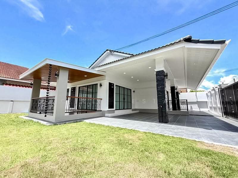 Modern 3 Bedroom House for Sale Rong Po North Pattaya, chon-buri, Nong Pru, Bang Lamung (Pattaya), Chon Buri (Pattaya), 3 Bedrooms, 296 sqm, Single Detached House For Sale, by PLC real estate, 500592920 - DDproperty.com