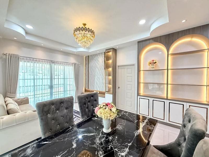 Modern 3 Bedroom House for Sale Rong Po North Pattaya, chon-buri, Nong Pru, Bang Lamung (Pattaya), Chon Buri (Pattaya), 3 Bedrooms, 296 sqm, Single Detached House For Sale, by PLC real estate, 500592920 - DDproperty.com