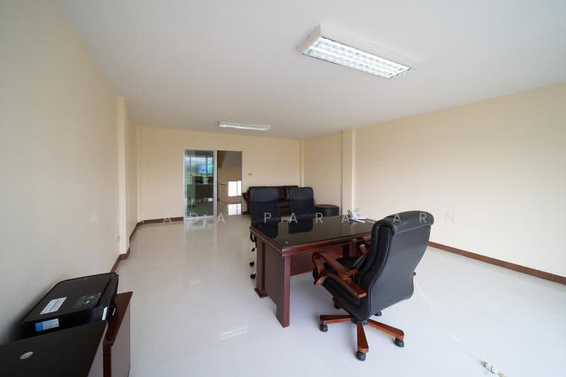 RK Office Park, bangkok, Khlong Sam Prawet, Lat Krabang, Bangkok, , 250 sqm, Shophouse For Rent, by Airada Parasarn, 500592927 - DDproperty.com