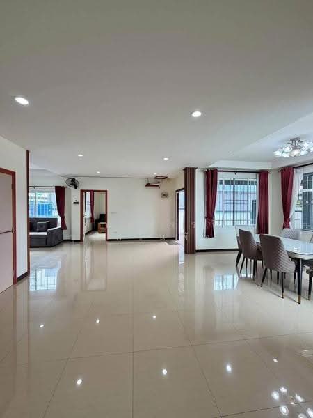 Two-Storey Detached House | Siam Country Club, Pattaya, chon-buri, Bang Lamung, Bang Lamung (Pattaya), Chon Buri (Pattaya), 3 Bedrooms, 400 sqm, Single Detached House For Rent, by ภัครวรรณ์ วุฒิศรินพัฒน์, 500592936 - DDproperty.com