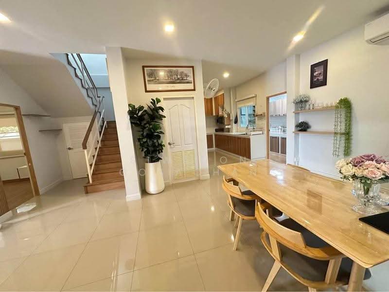 undefined, chon-buri, Nong Pru, Bang Lamung (Pattaya), Chon Buri (Pattaya), 4 Bedrooms, 325 sqm, Single Detached House For Sale, by Siwanon Gosachan, 500592964 - DDproperty.com
