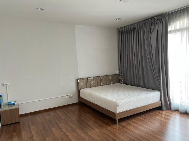 Baan Klangmuang Grand De Paris Ratchada, bangkok, Pradit Manutham Road, Wang Thonglang, Bangkok, 4 Bedrooms, 250 sqm, Townhouse For Rent, by จิตราภรณ์ พิมพ์จันทร์, 500592992 - DDproperty.com