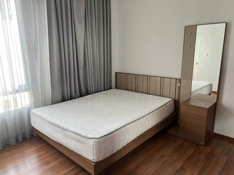 Baan Klangmuang Grand De Paris Ratchada, bangkok, Pradit Manutham Road, Wang Thonglang, Bangkok, 4 Bedrooms, 250 sqm, Townhouse For Rent, by จิตราภรณ์ พิมพ์จันทร์, 500592992 - DDproperty.com