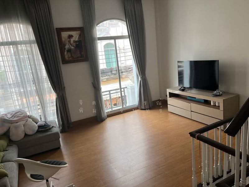 Baan Klangmuang Grand De Paris Ratchada, bangkok, Pradit Manutham Road, Wang Thonglang, Bangkok, 4 Bedrooms, 250 sqm, Townhouse For Rent, by จิตราภรณ์ พิมพ์จันทร์, 500592992 - DDproperty.com