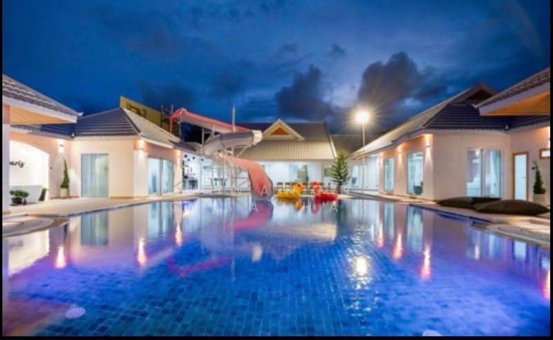 4-BR Villa, chon-buri, Nong Pla Lai, Bang Lamung (Pattaya), Chon Buri (Pattaya), 4 Bedrooms, 252 sqm, Villa For Sale, by Siwanon Gosachan, 500593014 - DDproperty.com