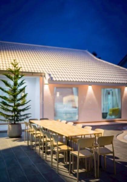 4-BR Villa, chon-buri, Nong Pla Lai, Bang Lamung (Pattaya), Chon Buri (Pattaya), 4 Bedrooms, 252 sqm, Villa For Sale, by Siwanon Gosachan, 500593014 - DDproperty.com