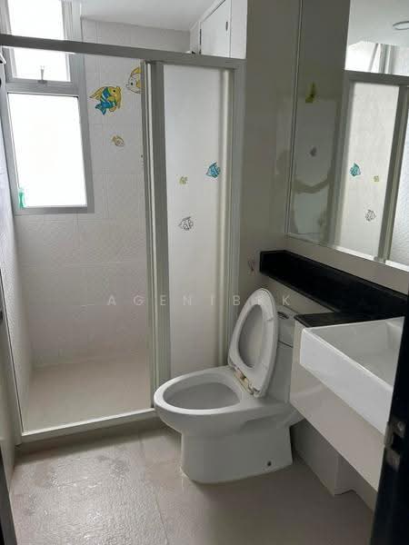 The Kris Ratchada 17, bangkok, Inthamara 45 Alley, Din Daeng, Bangkok, 1 Bedroom, 37 sqm, Condo For Rent, by Agentbkk, 500593159 - DDproperty.com