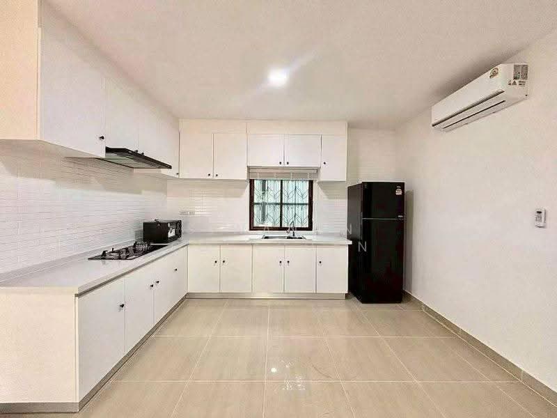 undefined, chon-buri, Nong Pru, Bang Lamung (Pattaya), Chon Buri (Pattaya), 5 Bedrooms, 280 sqm, Single Detached House For Sale, by Siwanon Gosachan, 500593236 - DDproperty.com