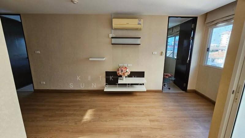 J.W. Boulevard Srivara, bangkok, Srivara Road, Phlapphla, Wang Thonglang, Bangkok, 2 Bedrooms, 53 sqm, Condo For Sale, by Ketkanok Sungthong, 500593245 - DDproperty.com