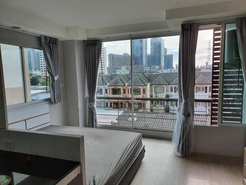 Humble Living @ Yuyen, bangkok, 9 Soi Yuyen, Samsen Nok, Huai Khwang, Bangkok, Studio, 22 sqm, Condo For Rent, by Agentbkk, 500593277 - DDproperty.com