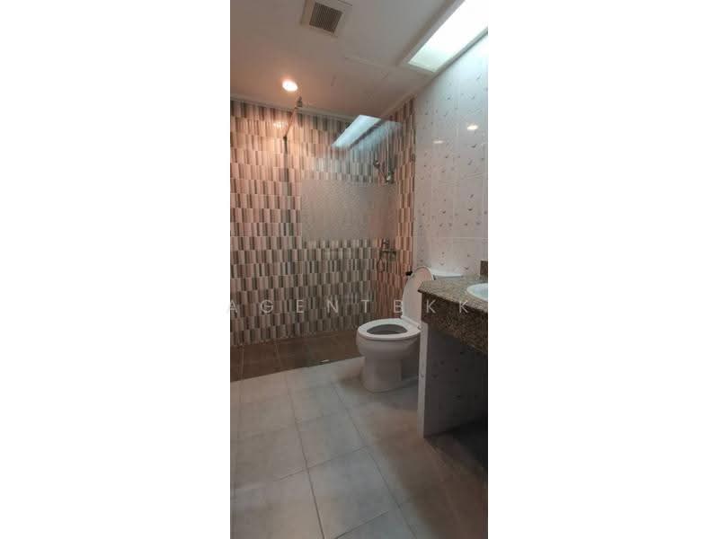 Sukhumvit Park, bangkok, 27 Soi Sukhumvit 10, Khlong Toei, Bangkok, 2 Bedrooms, 70 sqm, Condo For Rent, by Agentbkk, 500593299 - DDproperty.com