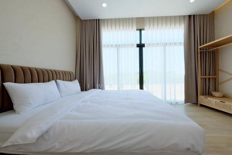 5-BR Villa, chon-buri, Bang Sa-re, Sattahip, Chon Buri (Pattaya), 5 Bedrooms, 550 sqm, Villa For Sale, by Siwanon Gosachan, 500593320 - DDproperty.com
