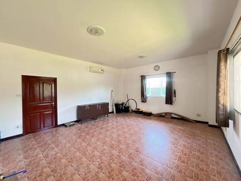 3-BR House, chon-buri, Poong, Bang Lamung (Pattaya), Chon Buri (Pattaya), 3 Bedrooms, 1,332 sqm, Single Detached House For Sale, by Sujika Puangngern, 500593362 - DDproperty.com