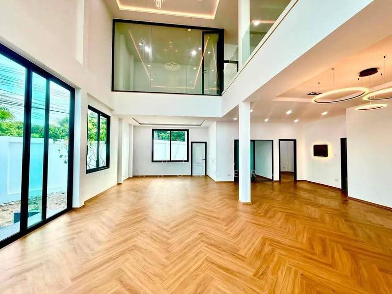 4-BR House, chon-buri, Bang Pla Soi, Muang Chon Buri, Chon Buri (Pattaya), 4 Bedrooms, 331 sqm, Single Detached House For Sale, by Sujika Puangngern, 500593380 - DDproperty.com