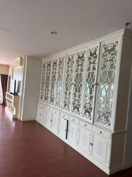 View Talay 8, chon-buri, 159 Soi Jomtien 14, Nong Pru, Bang Lamung (Pattaya), Chon Buri (Pattaya), 4 Bedrooms, 228 sqm, Condo For Rent, by Vikrant Kokar, 500593412 - DDproperty.com