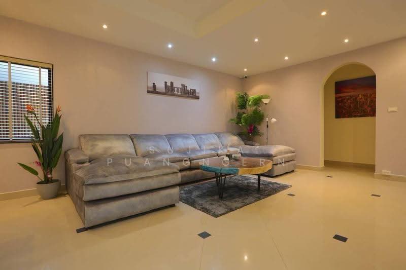 Jomtien Park Villas : จอมเทียน พาร์ค วิลล่า, ชลบุรี, 66 ซอยเทพประสิทธิ์ 17, หนองปรือ, บางละมุง, ชลบุรี, 280 ตร.ม., วิลล่า ขาย, โดย Sujika Puangngern, 500593470 - DDproperty.com