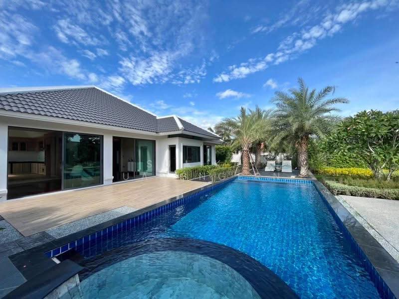 undefined, chon-buri, Nong Pru, Bang Lamung (Pattaya), Chon Buri (Pattaya), 4 Bedrooms, 250 sqm, Single Detached House For Sale, by Sujika Puangngern, 500593479 - DDproperty.com