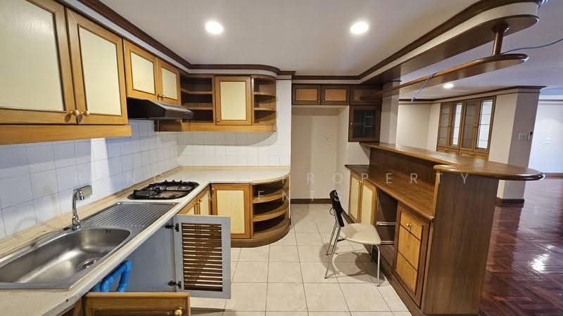33 Residence : 33 เรสซิเด้นซ์, กรุงเทพ, 92 ซอย สุขุมวิท 33, คลองตันเหนือ, วัฒนา, กรุงเทพ, 141 ตร.ม., คอนโด ให้เช่า, โดย BANGKOK PROPERTY AGENTS, 500593499 - DDproperty.com