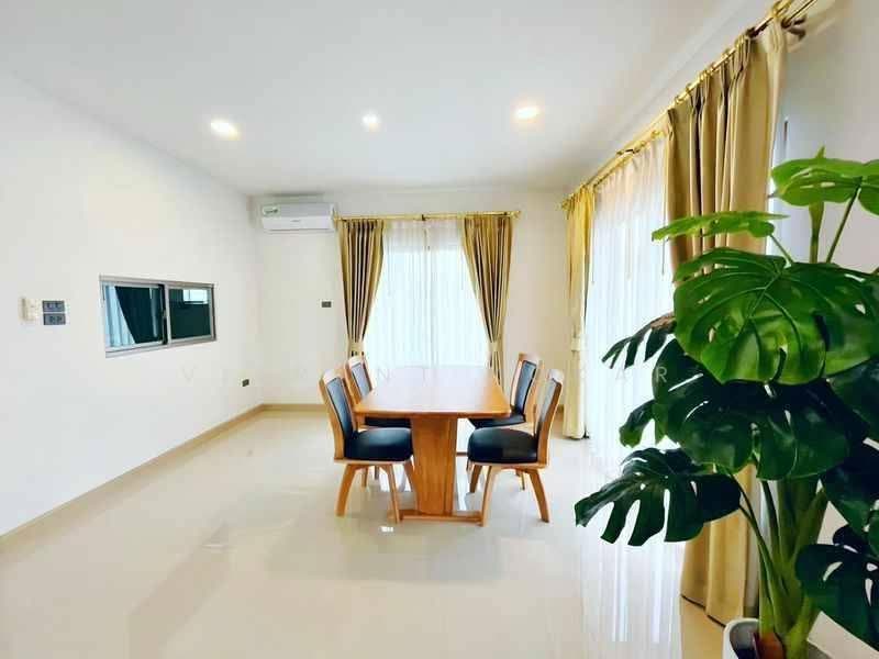 Life In The Garden Rongpo-Motorway, chon-buri, Soi Bang Lamung 25 (Rong Po), Ta Khian Tia, Bang Lamung (Pattaya), Chon Buri (Pattaya), 3 Bedrooms, 204 sqm, Single Detached House For Rent, by Vikrant Kokar, 500593518 - DDproperty.com