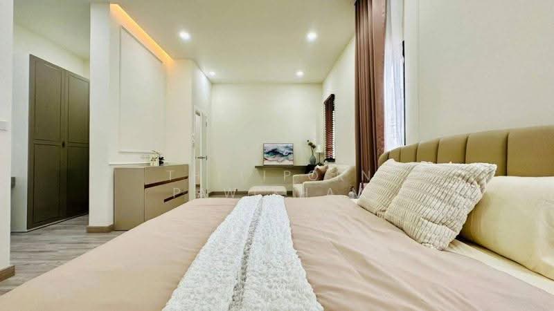 3-BR House, chon-buri, Poong, Bang Lamung (Pattaya), Chon Buri (Pattaya), 3 Bedrooms, 155 sqm, Single Detached House For Sale, by Thitiporn Pawikham, 500593532 - DDproperty.com