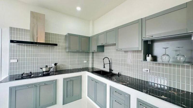 3-BR House, chon-buri, Poong, Bang Lamung (Pattaya), Chon Buri (Pattaya), 3 Bedrooms, 155 sqm, Single Detached House For Sale, by Thitiporn Pawikham, 500593532 - DDproperty.com