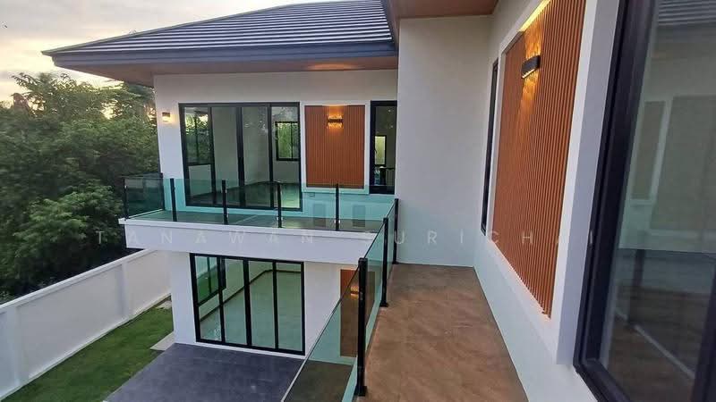 บ้าน 3-ห้องนอน, ชลบุรี, ห้วยใหญ่, บางละมุง, ชลบุรี, 230 ตร.ม., บ้านเดี่ยว ขาย, โดย Tanawan Surichai, 500593564 - DDproperty.com