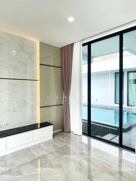 5-BR Villa, chon-buri, Huai Yai, Bang Lamung (Pattaya), Chon Buri (Pattaya), 5 Bedrooms, 419 sqm, Villa For Sale, by Tanawan Surichai, 500593566 - DDproperty.com