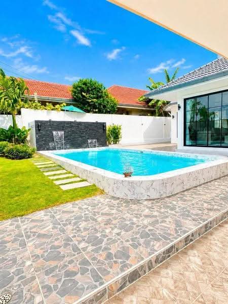 4-BR Villa, chon-buri, Nong Pru, Bang Lamung (Pattaya), Chon Buri (Pattaya), 4 Bedrooms, 220 sqm, Villa For Sale, by Tanawan Surichai, 500593577 - DDproperty.com