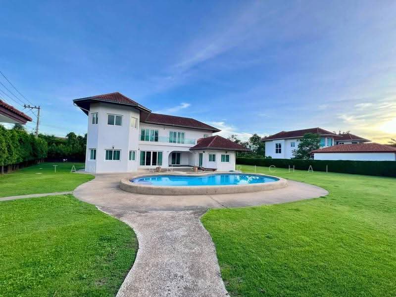 5-BR Villa, chon-buri, Nong Pru, Bang Lamung (Pattaya), Chon Buri (Pattaya), 5 Bedrooms, 450 sqm, Villa For Rent, by Tanawan Surichai, 500593657 - DDproperty.com