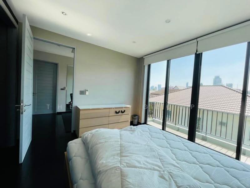Beautiful Standalone Home With Private Pool (Ekkamai 10), bangkok, Khong Tan, Khlong Toei, Bangkok, 3 Bedrooms, 400 sqm, Single Detached House For Rent, by The Luxe Group, 500593780 - DDproperty.com