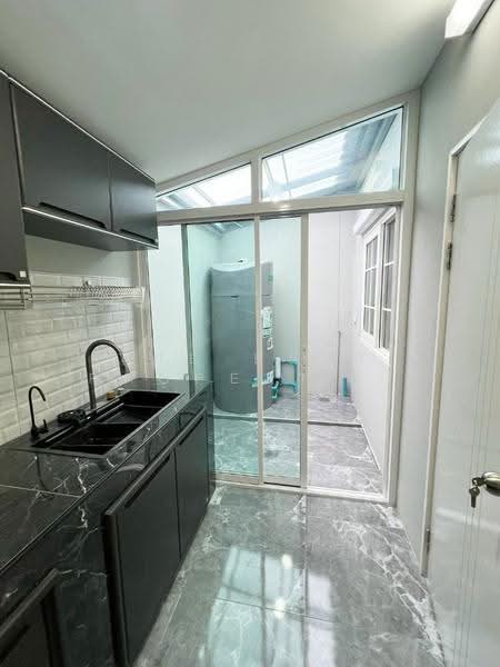 Golden Town Sathorn, bangkok, Kanlapaphruek Road, Bangkhuntien, Chom Thong, Bangkok, 3 Bedrooms, 100 sqm, Townhouse For Sale, by The Best Property ญมินณ์, 500593784 - DDproperty.com