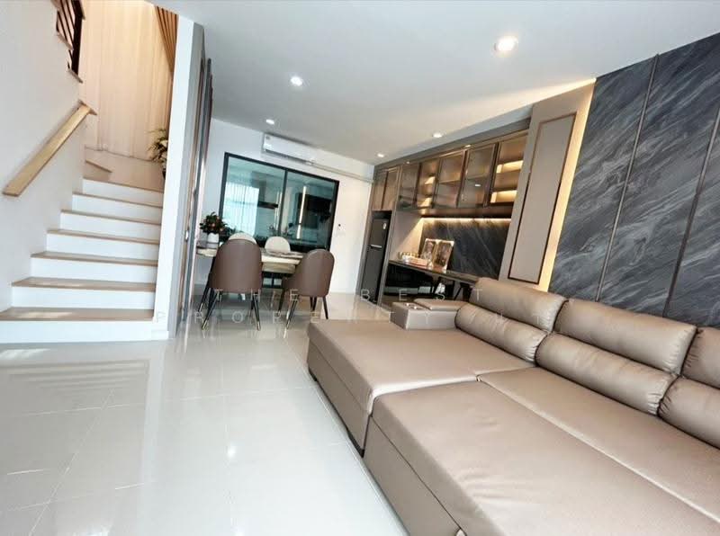 Puri Pratunam Phra In, phra-nakhon-si-ayutthaya, Along the Rapeepat Canal, Phayom, Wang Noi, Phra Nakhon Si Ayutthaya, 4 Bedrooms, 150 sqm, Townhouse For Sale, by The Best Property นา, 500593786 - DDproperty.com