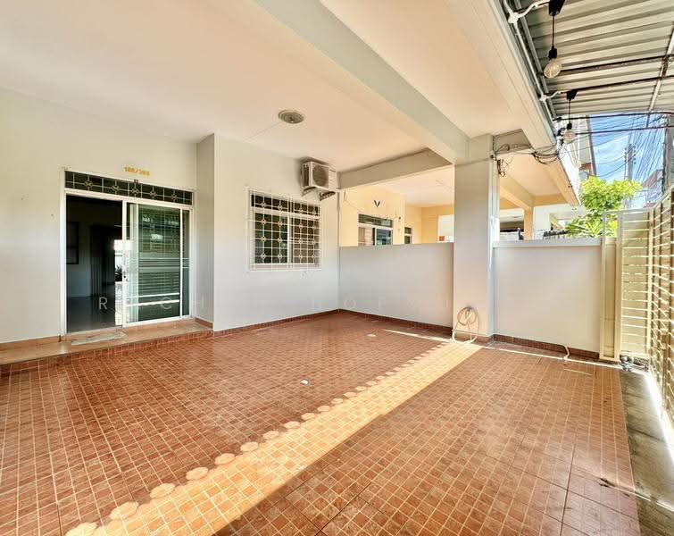 ขาย บ้านทาวน์โฮม 2 ชั้น พื้น 40 ตร.ว 3 ห้องนอน 3 ห้องน้ำ ขาย 3.89 ล้านบาท, สงขลา, คอหงส์, หาดใหญ่, สงขลา, 160 ตร.ม., ทาวน์เฮ้าส์ ขาย, โดย Rachen Nopsuwan, 500593827 - DDproperty.com