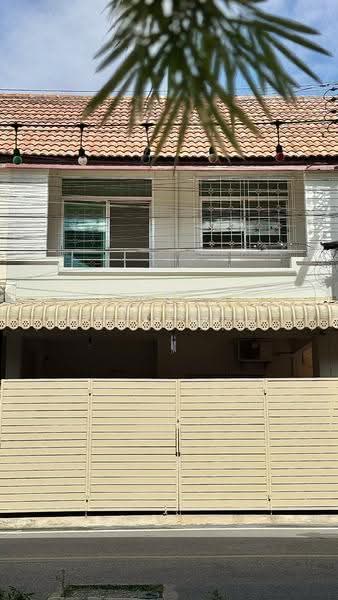 For Rent 2-story townhome, 40 sq. wah, 3 bedrooms, 3 bathrooms. Rent: 20,000 Baht/month. Call 082, songkhla, Kho Hong, Hat Yai, Songkhla, 3 Bedrooms, 160 sqm, Townhouse For Rent, by Rachen Nopsuwan, 500593836 - DDproperty.com