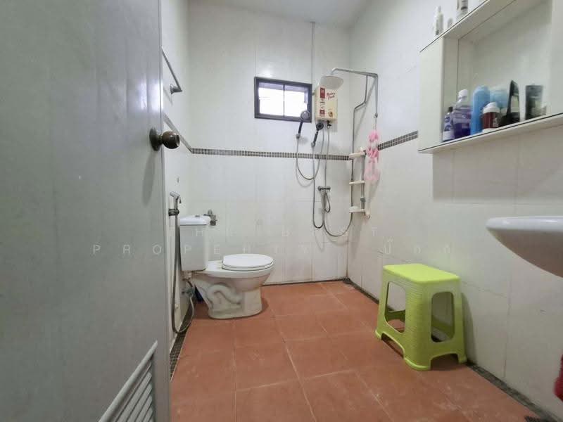 หมู่บ้านรัตนากร วิลเลจ8 (Rattanakorn Ville8), chon-buri, Nong Pru, Bang Lamung (Pattaya), Chon Buri (Pattaya), 4 Bedrooms, 150 sqm, Single Detached House For Sale, by The Best Property ป๊อก, 500593841 - DDproperty.com