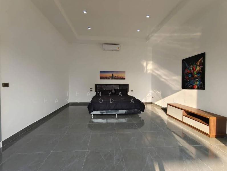 6-BR Villa, chon-buri, Saen Suk, Muang Chon Buri, Chon Buri (Pattaya), 6 Bedrooms, 585 sqm, Villa For Sale, by Thanyalag Chanchodtanakul, 500593860 - DDproperty.com