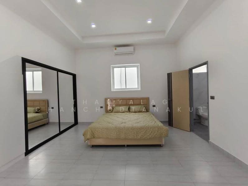 6-BR Villa, chon-buri, Saen Suk, Muang Chon Buri, Chon Buri (Pattaya), 6 Bedrooms, 585 sqm, Villa For Sale, by Thanyalag Chanchodtanakul, 500593860 - DDproperty.com