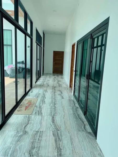 3-BR House, chon-buri, Bang Sa-re, Sattahip, Chon Buri (Pattaya), 3 Bedrooms, 204 sqm, Single Detached House For Sale, by Thanyalag Chanchodtanakul, 500593871 - DDproperty.com