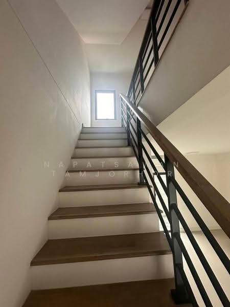 undefined, กรุงเทพ, ประเวศ, กรุงเทพ, 142 ตร.ม., ทาวน์เฮ้าส์ ขาย, โดย Napatsawan Tamjorhor, 500593883 - DDproperty.com