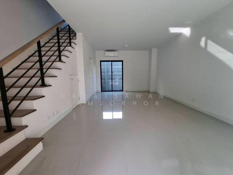 undefined, กรุงเทพ, ประเวศ, กรุงเทพ, 142 ตร.ม., ทาวน์เฮ้าส์ ขาย, โดย Napatsawan Tamjorhor, 500593883 - DDproperty.com