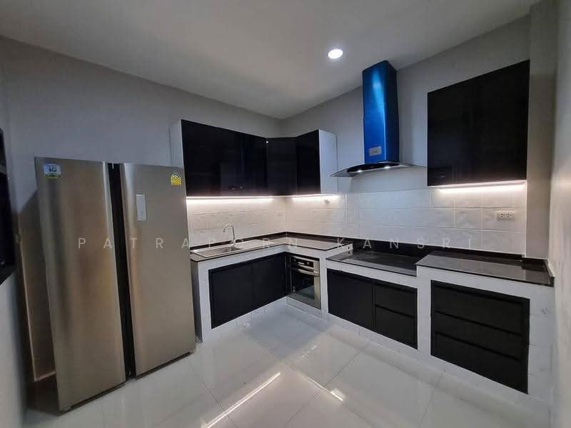 Grand Bangkok Boulevard Sathorn : แกรนด์ บางกอก บูเลอวาร์ด สาทร, กรุงเทพ, 48 93 ซอย 15, บางแค, กรุงเทพ, 400 ตร.ม., คอนโด ให้เช่า, โดย Patraporn Kansri, 500593927 - DDproperty.com