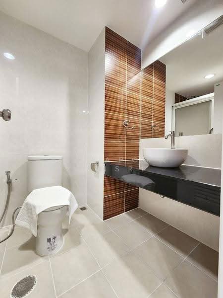 Garden Asoke-Rama 9, bangkok, Chaturathit Road, Bang Kapi, Huai Khwang, Bangkok, 1 Bedroom, 33 sqm, Condo For Sale, by Patraporn Kansri, 500593996 - DDproperty.com