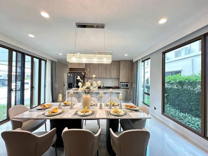 Burasiri Krungthep Kreetha, bangkok, 95 Soi Pracha Ruam Chai, Hua Mak, Bang Kapi, Bangkok, 4 Bedrooms, 300 sqm, Single Detached House For Rent, by Napatsawan Tamjorhor, 500594009 - DDproperty.com
