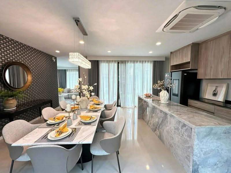 Burasiri Krungthep Kreetha, bangkok, 95 Soi Pracha Ruam Chai, Hua Mak, Bang Kapi, Bangkok, 4 Bedrooms, 300 sqm, Single Detached House For Rent, by Napatsawan Tamjorhor, 500594009 - DDproperty.com