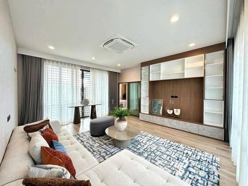 Burasiri Krungthep Kreetha, bangkok, 95 Soi Pracha Ruam Chai, Hua Mak, Bang Kapi, Bangkok, 4 Bedrooms, 300 sqm, Single Detached House For Rent, by Napatsawan Tamjorhor, 500594009 - DDproperty.com